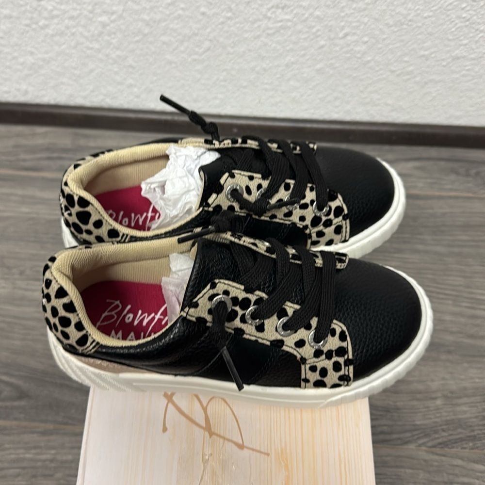 Blowfish Malibu Sneaker - Picture 5 of 6
